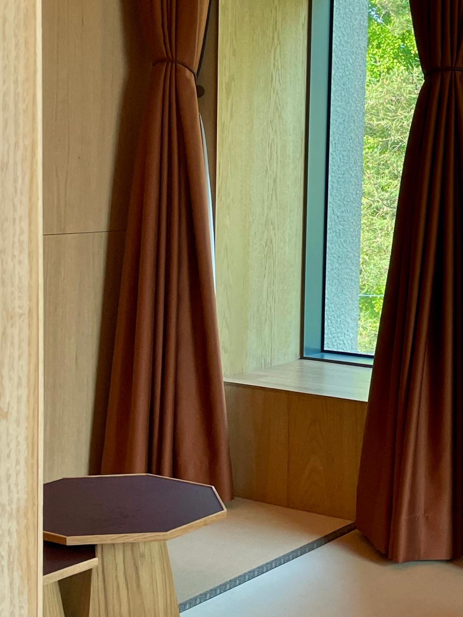 Pbr7 Hotel Unusual Stay Кёнджу Экстерьер фото