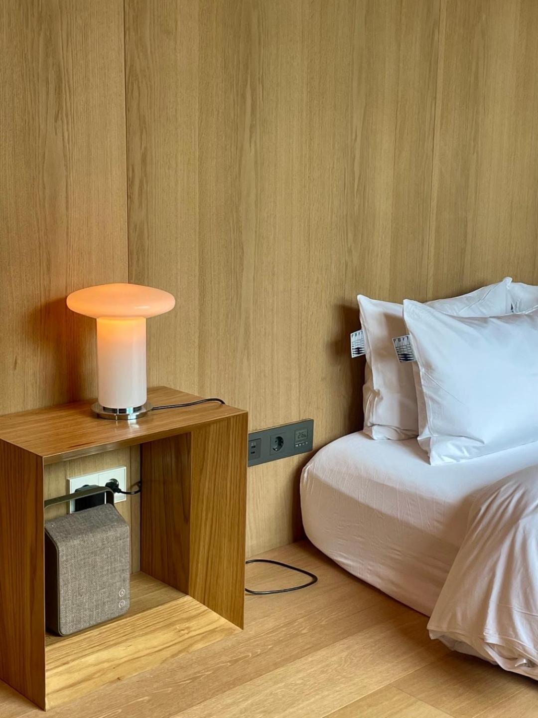 Pbr7 Hotel Unusual Stay Кёнджу Экстерьер фото