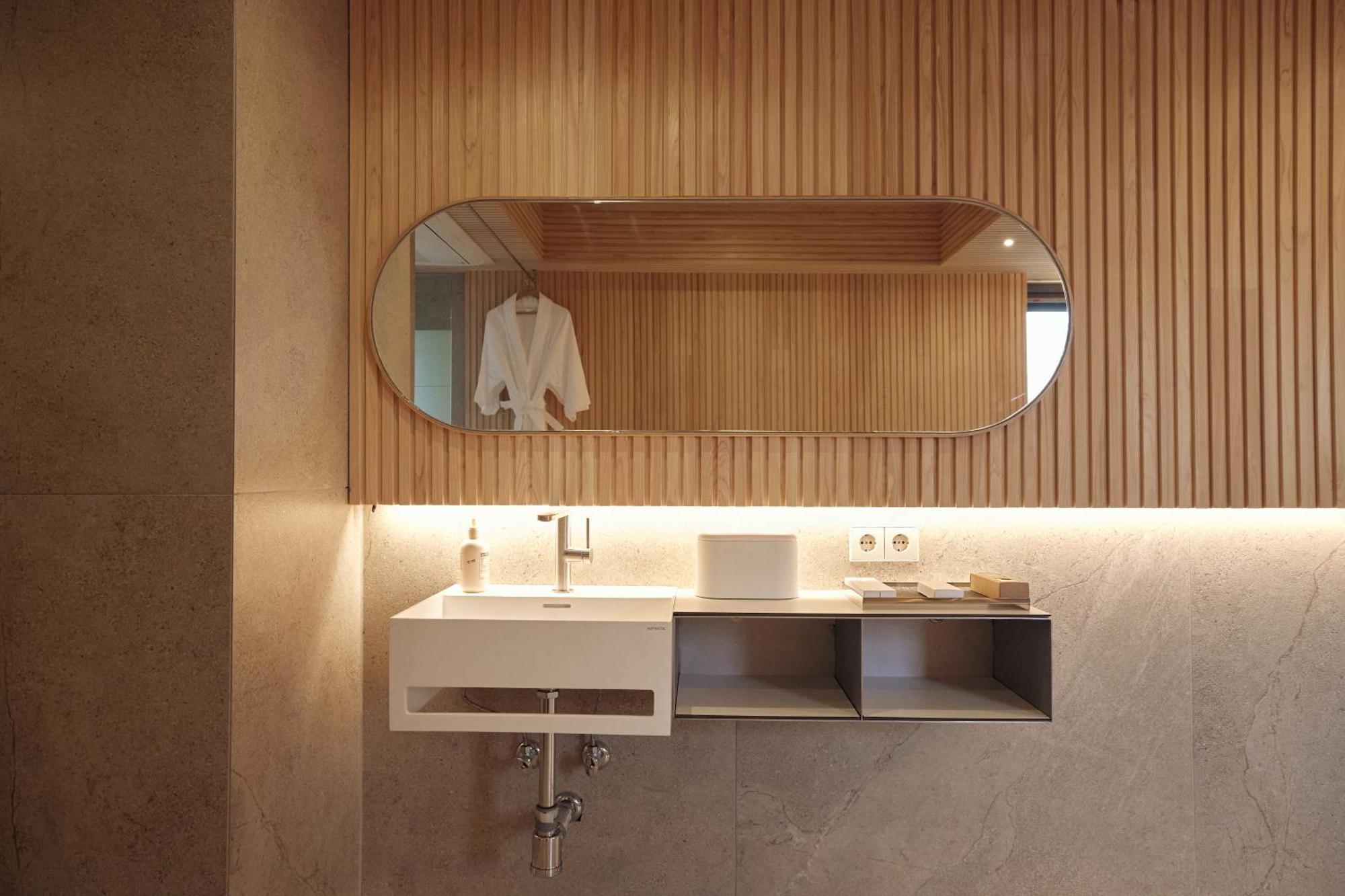 Pbr7 Hotel Unusual Stay Кёнджу Экстерьер фото